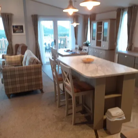 Orchard View With Large Balcony Holiday home Amotherby